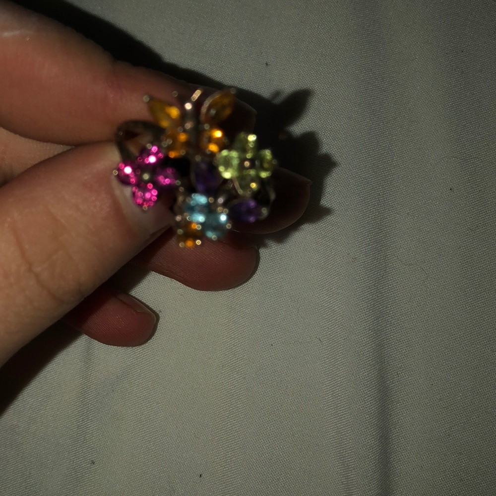 ring - Picture 2 of 3